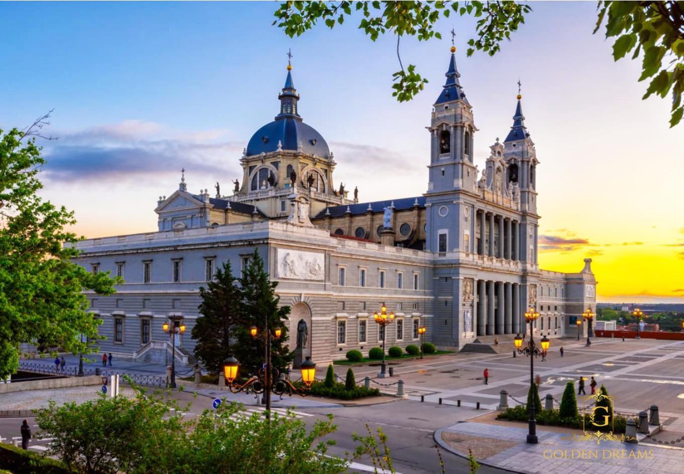 Luxe Apartment Madrid 7 Paradas De Metro De Sol المظهر الخارجي الصورة